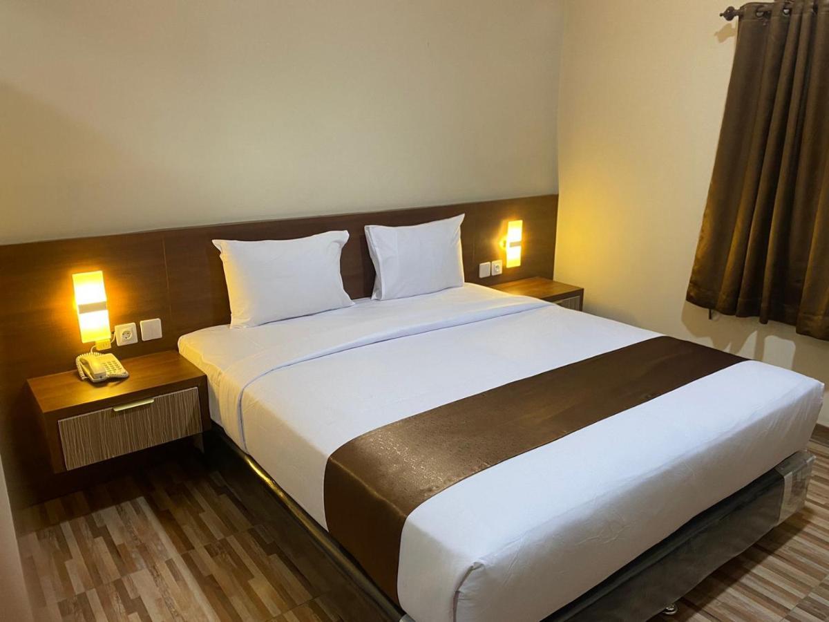T Hotel Kualanamu Lubukpakam Eksteriør billede
